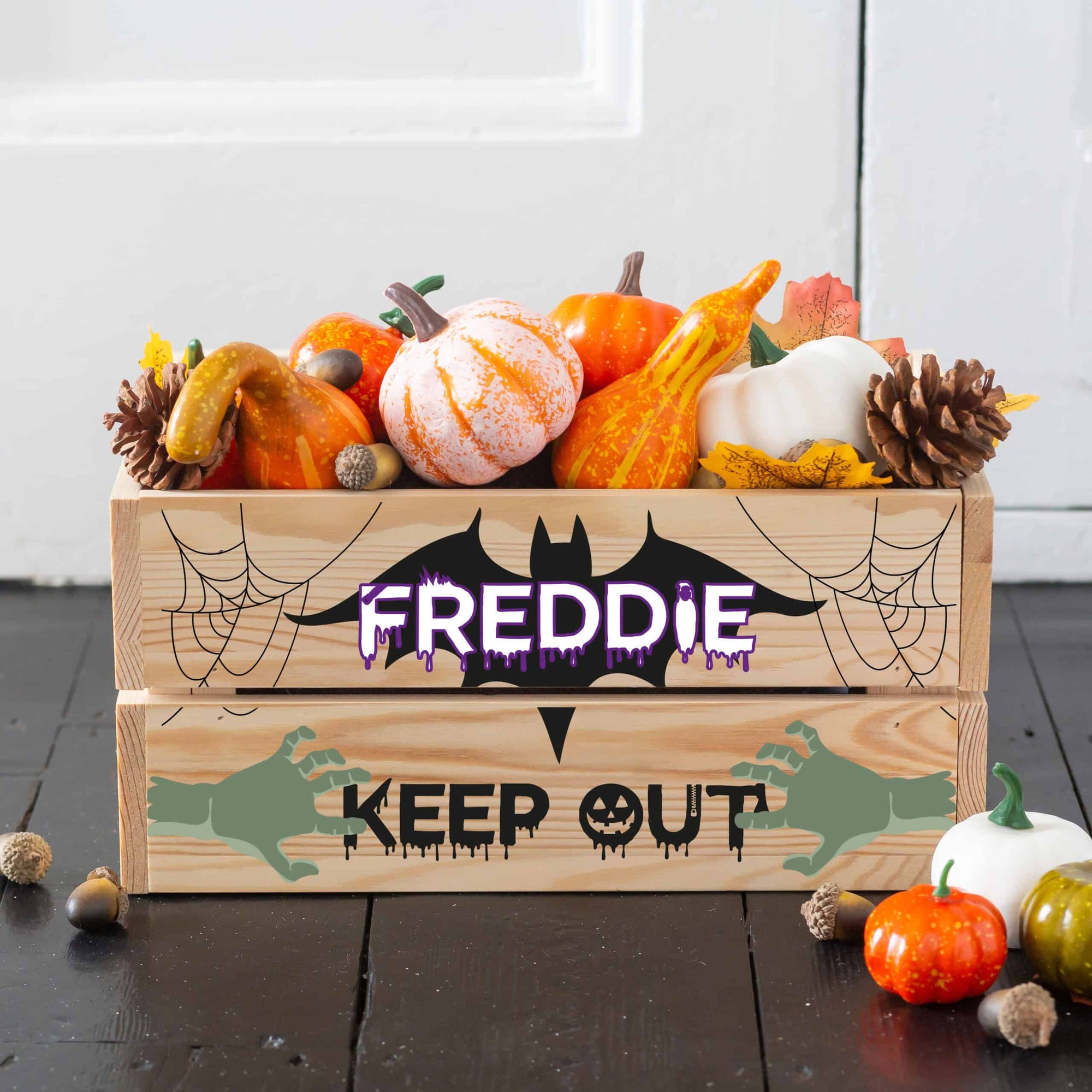 Personalised Pine Halloween Crate – Keep Out!